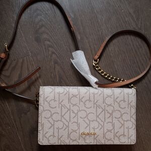 Leather Crossbody bag - CK design